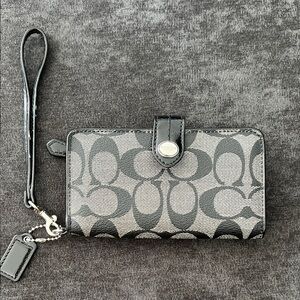 Coach Signature Black and Gray Wristlet